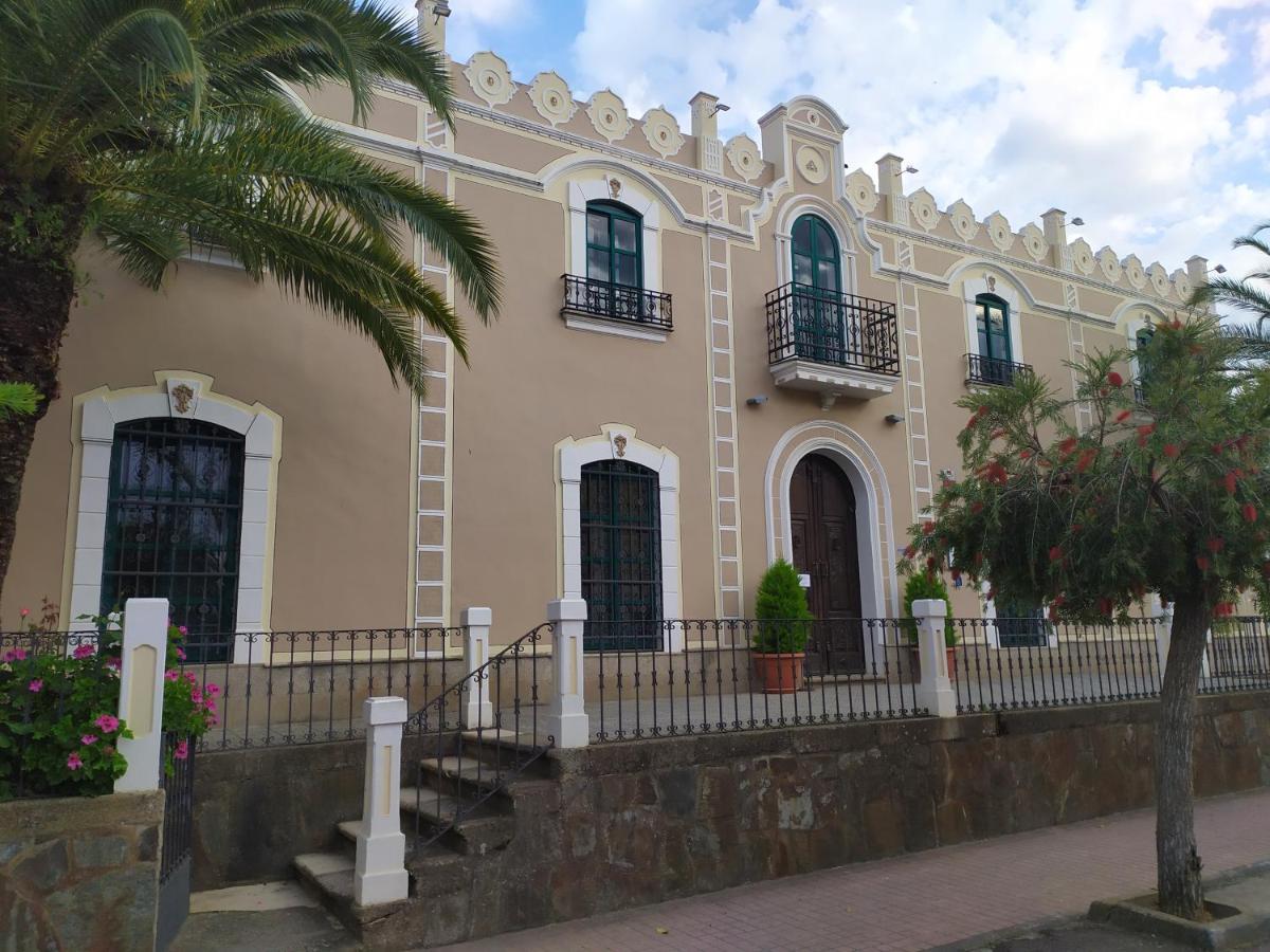 Hotel Hospedium Rural Soterraña Madroñera